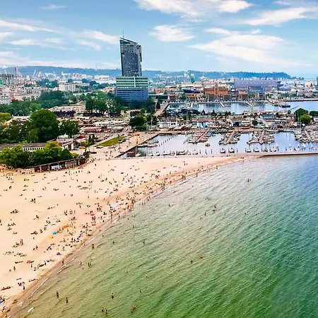 Yacht Park Marina By Amberblue Apartament