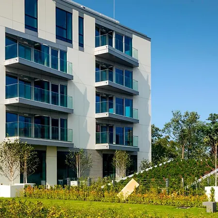 Yacht Park Marina By Amberblue Apartament *