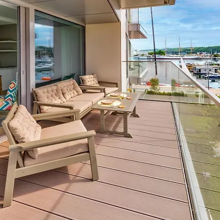 Apartment Yacht Park Marina By Amberblue *