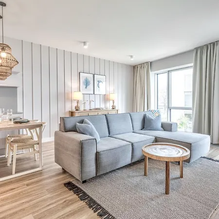 Yacht Park Marina By Amberblue Apartment *