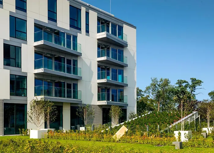 Yacht Park Marina By Amberblue Apartamento *